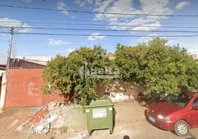 Foto 1 de Lote/Terreno à venda, 360m² em Santa Mônica, Uberlândia