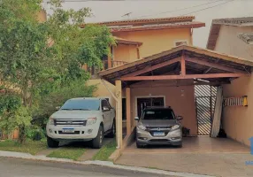 Foto 1 de Casa de Condomínio com 3 Quartos à venda, 235m² em Roselândia, Cotia