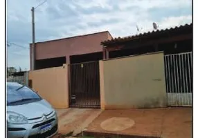 Foto 1 de Casa com 2 Quartos à venda, 148m² em Centro, Porecatu