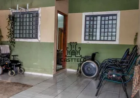 Foto 1 de Casa com 2 Quartos à venda, 81m² em São Pedro, Londrina