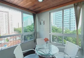 Foto 1 de Apartamento com 3 Quartos à venda, 115m² em Espinheiro, Recife