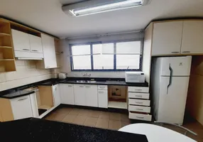 Foto 1 de Apartamento com 2 Quartos para alugar, 102m² em Água Verde, Curitiba