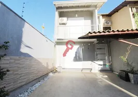 Foto 1 de Casa com 3 Quartos à venda, 90m² em Igara, Canoas