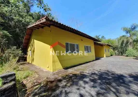 Foto 1 de Casa de Condomínio com 4 Quartos à venda, 330m² em Jardim Itatiaia, Embu das Artes