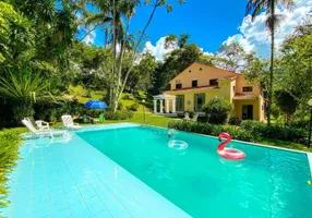 Foto 1 de Casa com 5 Quartos à venda, 350m² em Jardim Salaco, Teresópolis