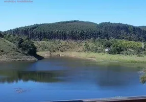 Foto 1 de Fazenda/Sítio com 3 Quartos à venda, 160m² em Zona Rural, Paraibuna