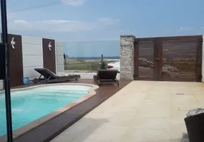 Foto 1 de Casa com 3 Quartos à venda, 192m² em Foguete, Cabo Frio