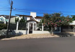 Foto 1 de Sobrado com 4 Quartos para alugar, 521m² em Planalto Paraíso, São Carlos