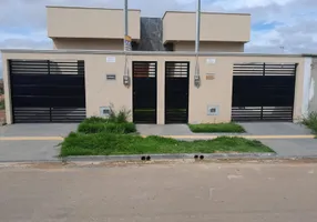 Foto 1 de Casa com 2 Quartos à venda, 70m² em Jardim do Lago, Senador Canedo