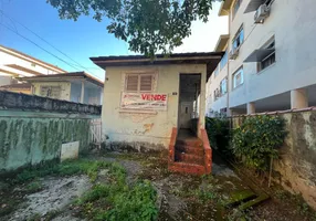 Foto 1 de Lote/Terreno à venda, 328m² em Campo Grande, Santos