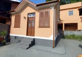 Foto 1 de Casa com 3 Quartos à venda, 94m² em Vila Militar, Petrópolis