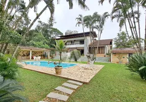Foto 1 de Casa com 4 Quartos à venda, 502m² em Bom Retiro, Joinville