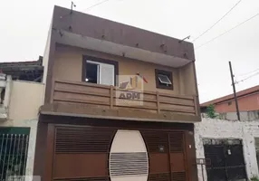 Foto 1 de Casa com 3 Quartos à venda, 220m² em Vila Nhocune, São Paulo