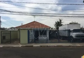 Foto 1 de Casa com 2 Quartos à venda, 86m² em Vila Ferroviária, Araraquara
