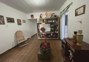 Foto 1 de Casa com 2 Quartos à venda, 70m² em Imbuí, Salvador