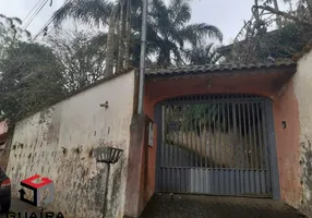 Foto 1 de Casa com 3 Quartos à venda, 250m² em Cidade Recreio da Borda do Campo, Santo André