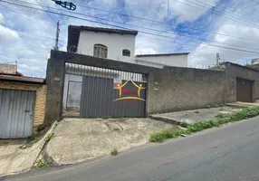 Foto 1 de Casa com 3 Quartos à venda, 275m² em São Salvador, Belo Horizonte