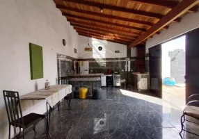 Foto 1 de Casa com 3 Quartos para venda ou aluguel, 300m² em Jardim Juliana, Jaú