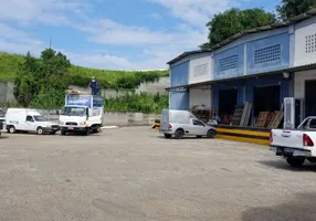 Foto 1 de Galpão/Depósito/Armazém à venda, 2500m² em Marechal Rondon, Salvador