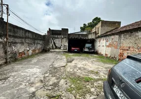 Foto 1 de Lote/Terreno para alugar, 180m² em Marechal Hermes, Rio de Janeiro