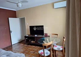 Foto 1 de Apartamento com 3 Quartos à venda, 70m² em Floresta, Porto Alegre