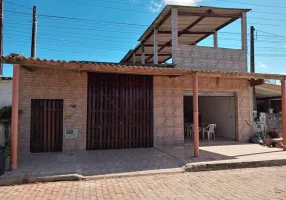 Foto 1 de Casa com 4 Quartos à venda, 250m² em Jardim das Palmeiras, Itanhaém