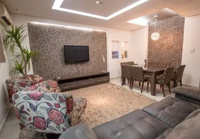 Foto 1 de Apartamento com 4 Quartos à venda, 150m² em Campo Grande, Santos