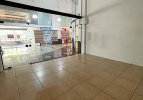 Ponto Comercial na Rua Ernesto Alves, 2324, Pio X em Caxias do Sul, por R$  4.000/Mês - Viva Real