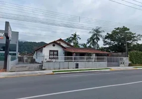 Foto 1 de Lote/Terreno à venda, 915m² em Centro, Guaramirim