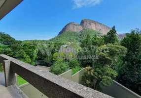 Foto 1 de Casa com 4 Quartos à venda, 1400m² em Gávea, Rio de Janeiro