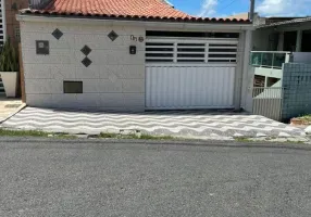 Foto 1 de Casa com 3 Quartos para alugar, 200m² em Tambiá, João Pessoa
