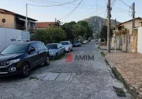 Foto 1 de Lote/Terreno à venda, 360m² em Piratininga, Niterói