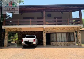 Foto 1 de Fazenda/Sítio com 3 Quartos para alugar, 350m² em Centro, Jaguariúna