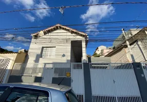 Foto 1 de Casa com 3 Quartos para alugar, 90m² em Vila Leonor, São Paulo