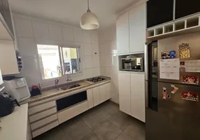 Foto 1 de Casa de Condomínio com 4 Quartos à venda, 243m² em VILA ODIM, Sorocaba