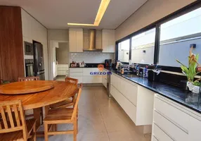 Foto 1 de Casa com 3 Quartos para alugar, 165m² em Residencial Villa de Leon, Piratininga