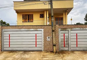 Foto 1 de Sobrado com 4 Quartos à venda, 300m² em Jardim Atlântico, Goiânia