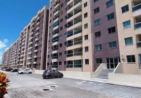 Foto 1 de Apartamento com 3 Quartos à venda, 68m² em Centro, Lauro de Freitas