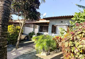 Foto 1 de Casa com 2 Quartos à venda, 58m² em Vila Capri, Araruama