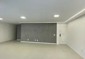 Foto 1 de Apartamento com 3 Quartos à venda, 160m² em Barra da Tijuca, Rio de Janeiro