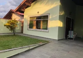 Foto 1 de Casa com 2 Quartos à venda, 182m² em Balneario Maria Helena Novais, Peruíbe