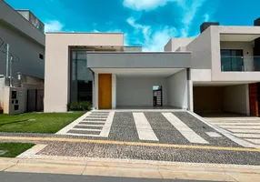 Foto 1 de Casa de Condomínio com 3 Quartos à venda, 158m² em Jardins Bolonha, Senador Canedo