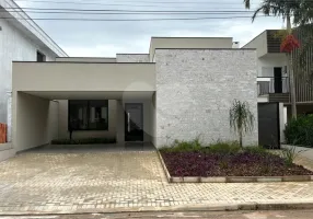 Foto 1 de Casa de Condomínio com 3 Quartos à venda, 200m² em Terras de Santo Antonio, Itapetininga