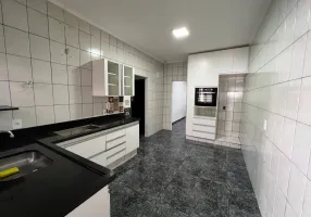 Foto 1 de Casa com 2 Quartos à venda, 145m² em Jardim Palestina, Franca