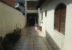Foto 1 de Casa com 3 Quartos à venda, 277m² em Vila Helena, Santo André