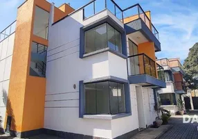 Foto 1 de Casa com 3 Quartos à venda, 130m² em Portinho, Cabo Frio