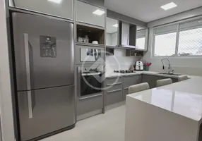 Foto 1 de Apartamento com 2 Quartos à venda, 109m² em Estreito, Florianópolis