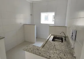 Foto 1 de Casa de Condomínio com 2 Quartos à venda, 49m² em Jardim Esmeralda, Praia Grande