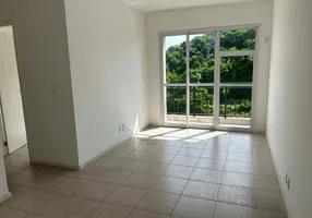 Foto 1 de Apartamento com 2 Quartos para alugar, 95m² em Centro, Niterói