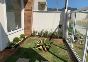 Foto 1 de Casa de Condomínio com 2 Quartos à venda, 200m² em Campo Grande, Rio de Janeiro